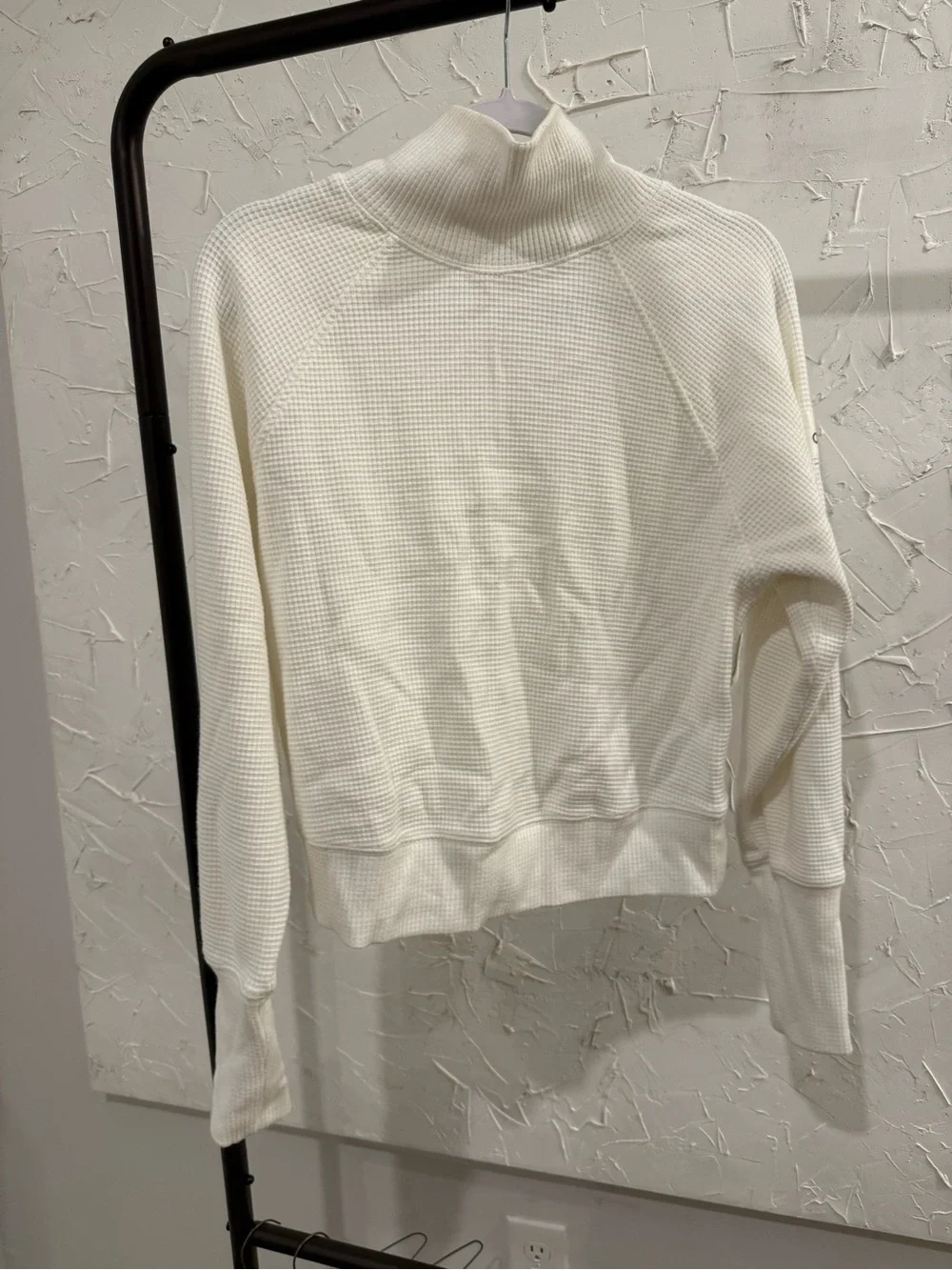 Alo Yoga Waffle Weekend Escape Mock Neck Long Sleeve